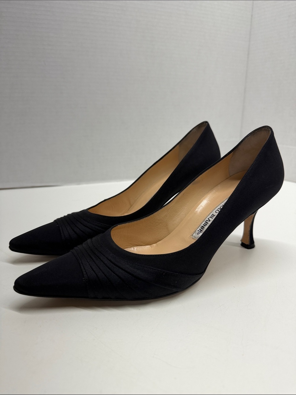 Manolo Blahnik Satin Stiletto Pumps High Heel Shoes 70mm Heels Black Size 39 9